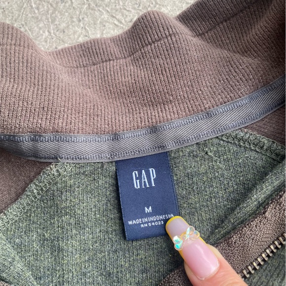 Gap Long Sleeve Sweater - Picture 3 of 4